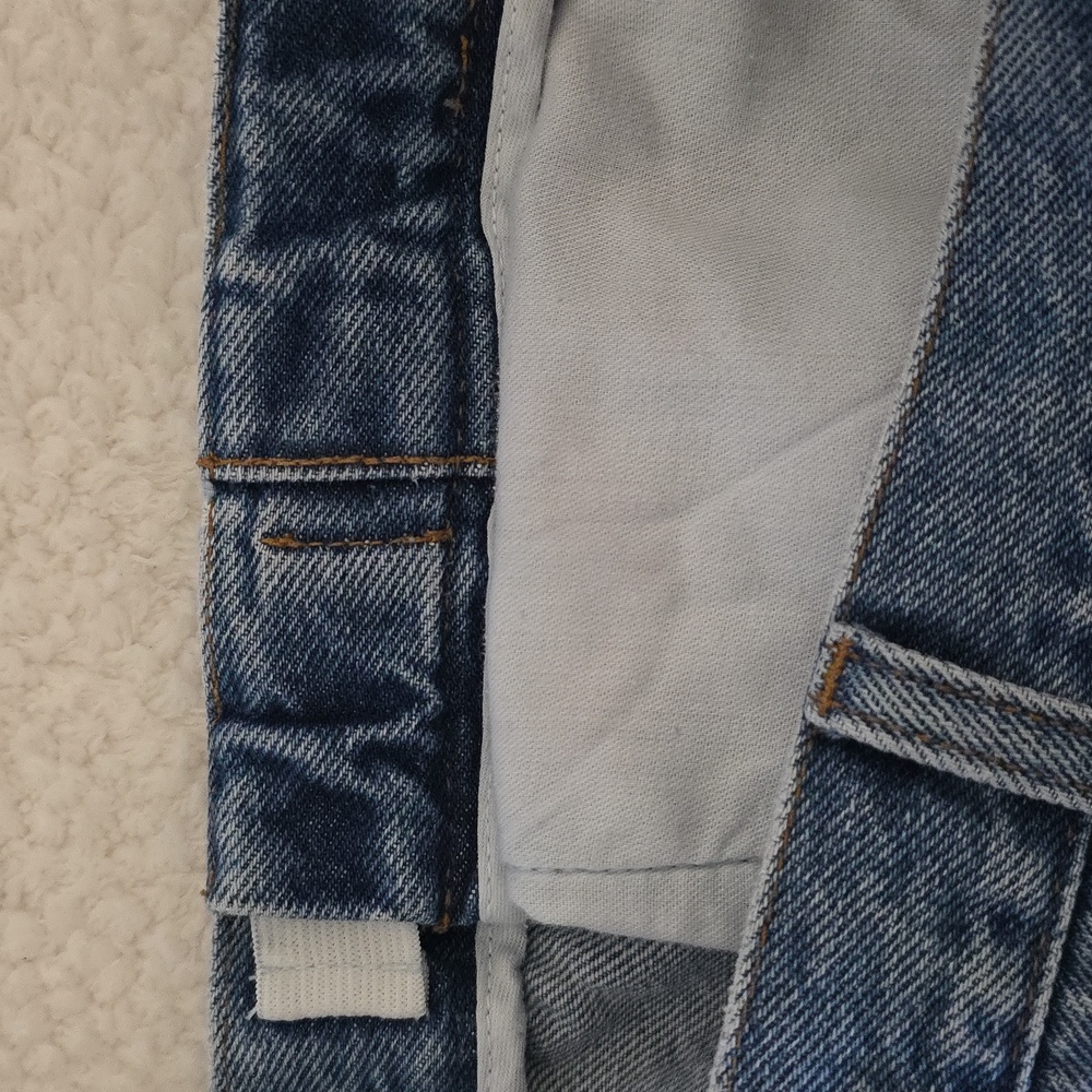 L.L. Bean Men's Classic Denim Jeans 36x29 - Picture 8 of 15